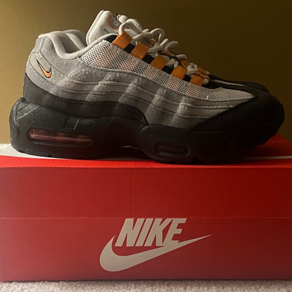 Kids Nike Air Max 95 Recraft S (PS) Size 2Y